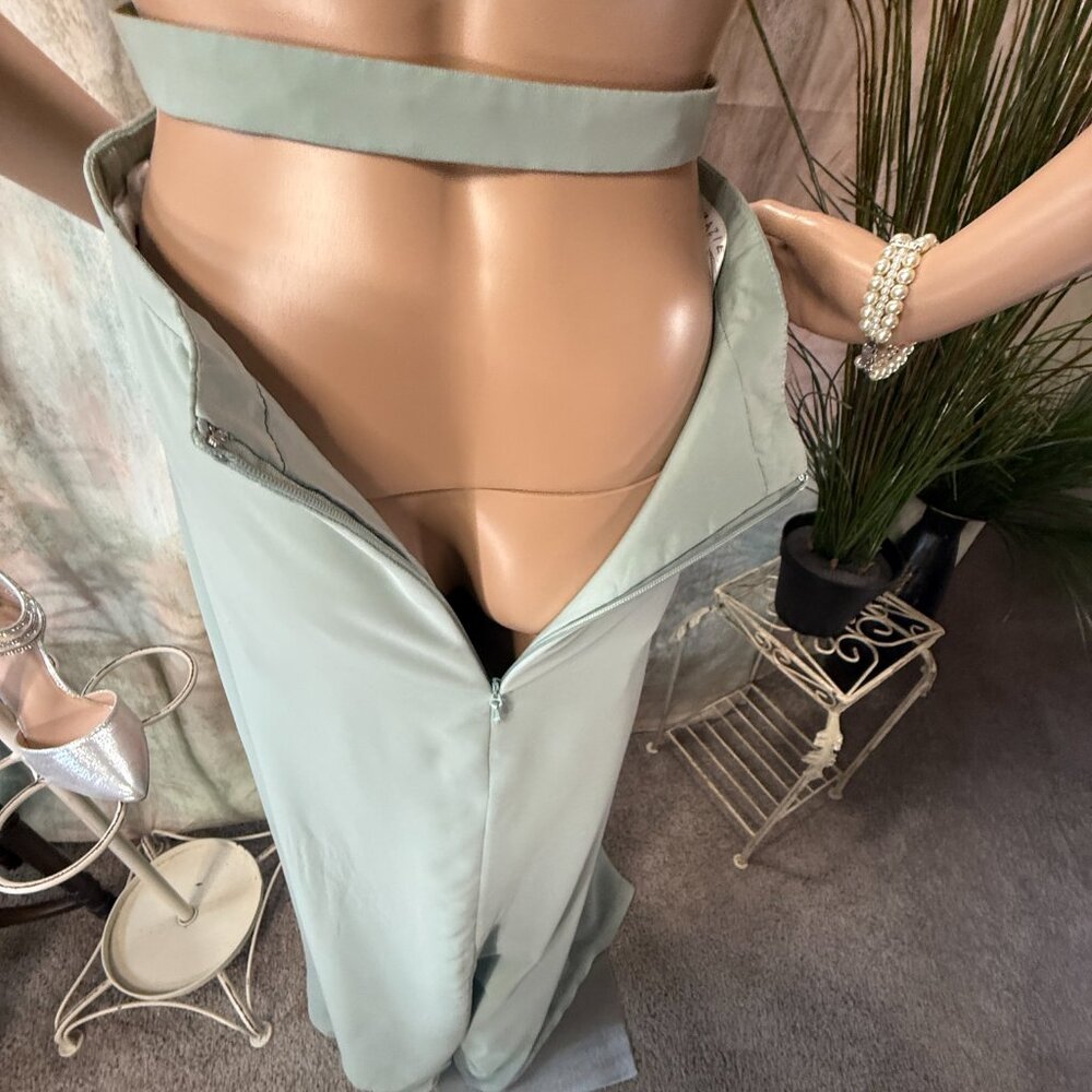 ๐Azazie Elegant Prom - Formal Chiffon Princess Halter Open Back Gown Long Slit - Picture 8 of 16